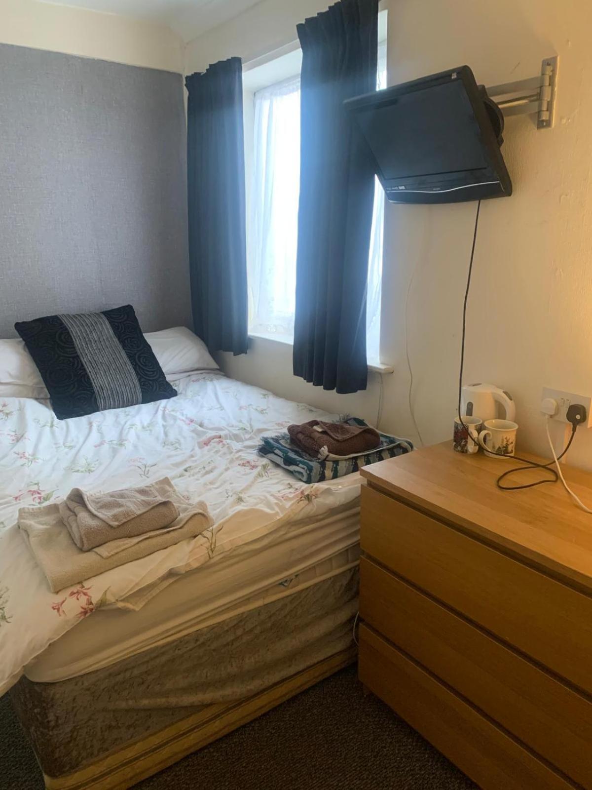 The New Macleods Guest House Blackpool Ngoại thất bức ảnh